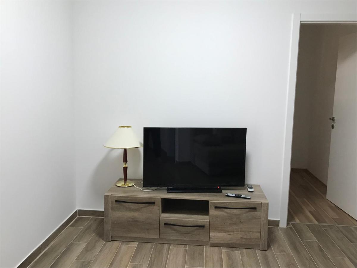Apartmani Matea Cres Exteriér fotografie